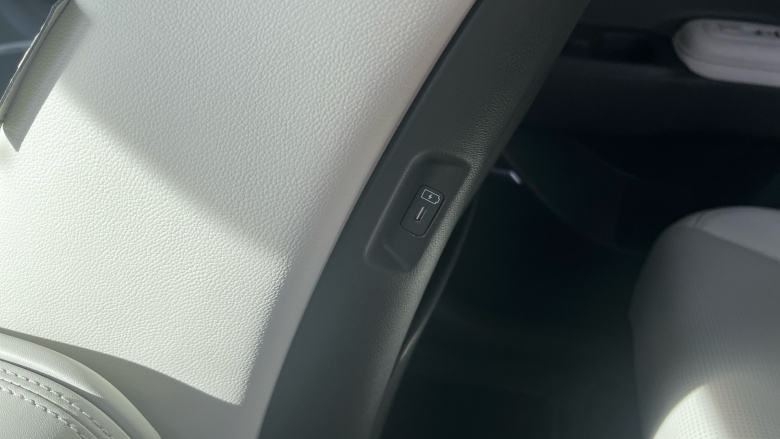 Hyundai SANTA FE 1.6 TGDi Plug-in Hybrid Ultimate 5dr 4WD Auto Estate